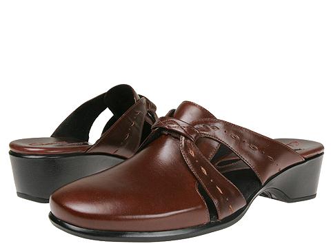 f_clarks_grand_05b.jpg