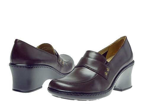 f_clarks_satin_05b.jpg