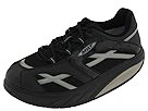 mbt_w_m.walk_blk_08_s.jpg